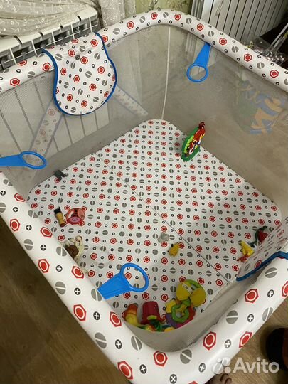 Манеж детский складной