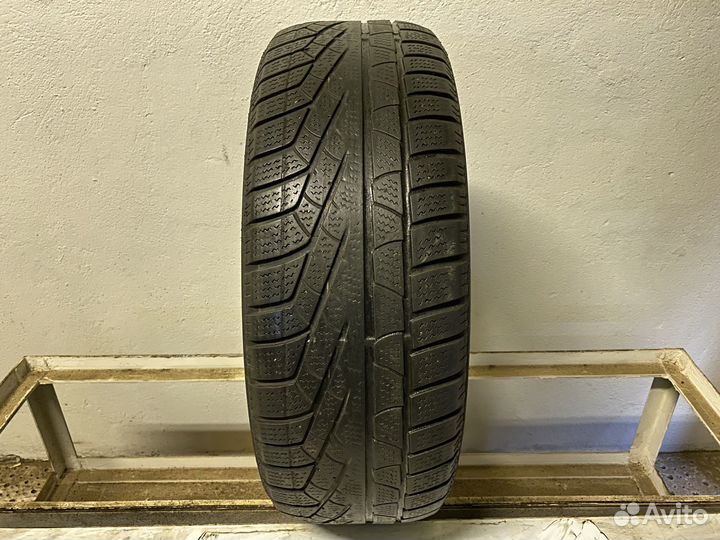 Pirelli Winter Sottozero 210 225/60 R18 100H