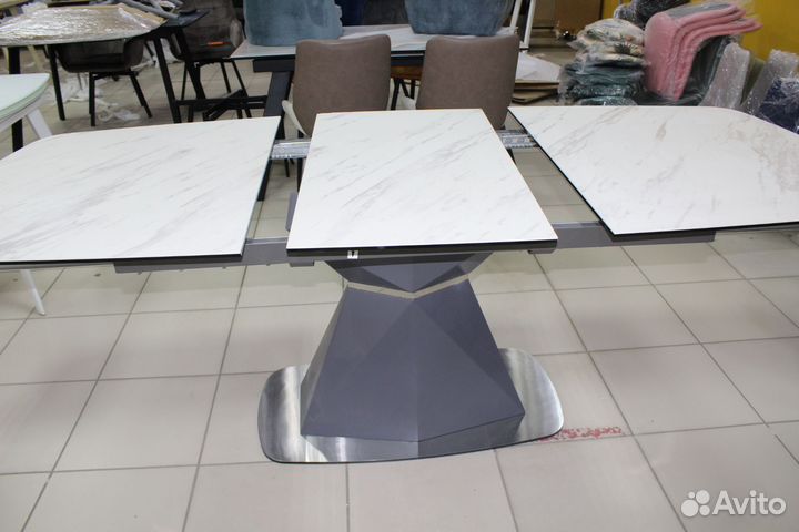 Кухонный стол Severin матовая керамика