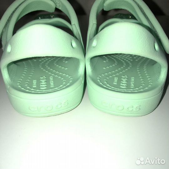 Сандалии crocs c6