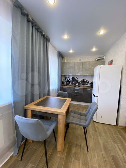 2-к. квартира, 42 м², 3/5 эт.