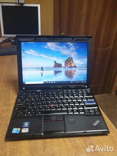 Бронь ноутбук Lenovo Thinkpad X201i + док станция