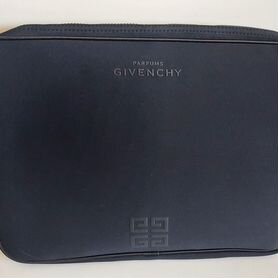 Чехол для ноутбука Givenchy