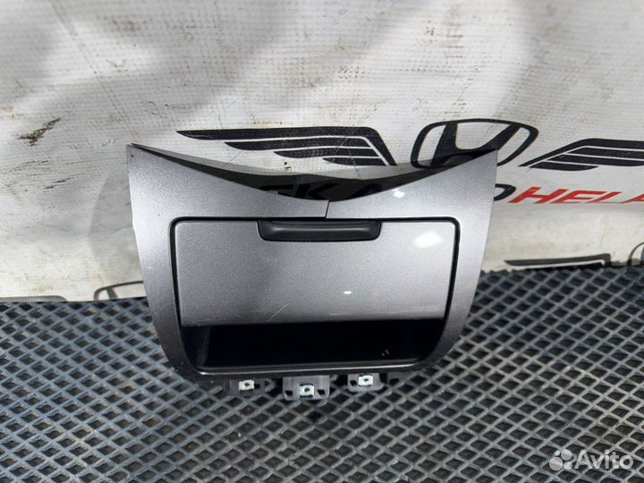 Бардачок Honda Accord CL7 K20A 2007