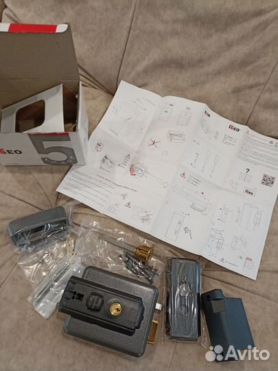 Замок электромеханический накладной iseo Serie 5