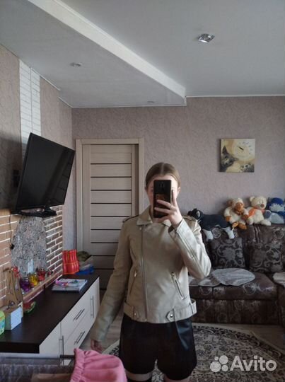 Кожаная косуха женская