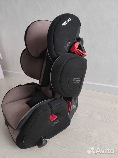 Автомобильное кресло детское