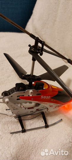 Вертолет s032