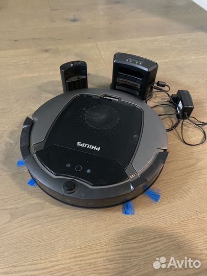 Робот-пылесос Philips FC8822/01