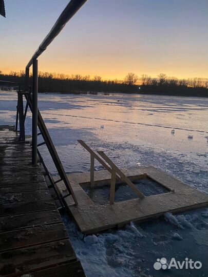 Баня на реке