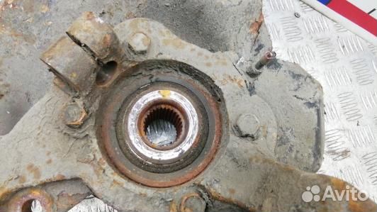 Ступица передняя правая hyundai santa FE 2 (LDN10N