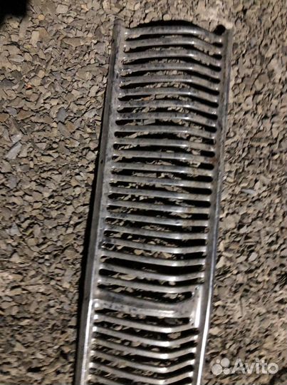Решетка Облицовка радиатора газ 24