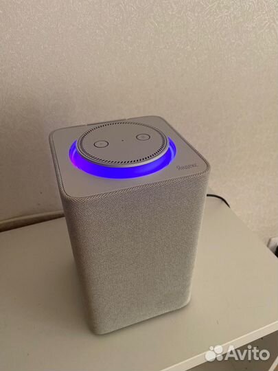 Колонка яндекс станция с алисой