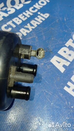 Бачок гидроусилителя Bmw E65 N62B36 2004