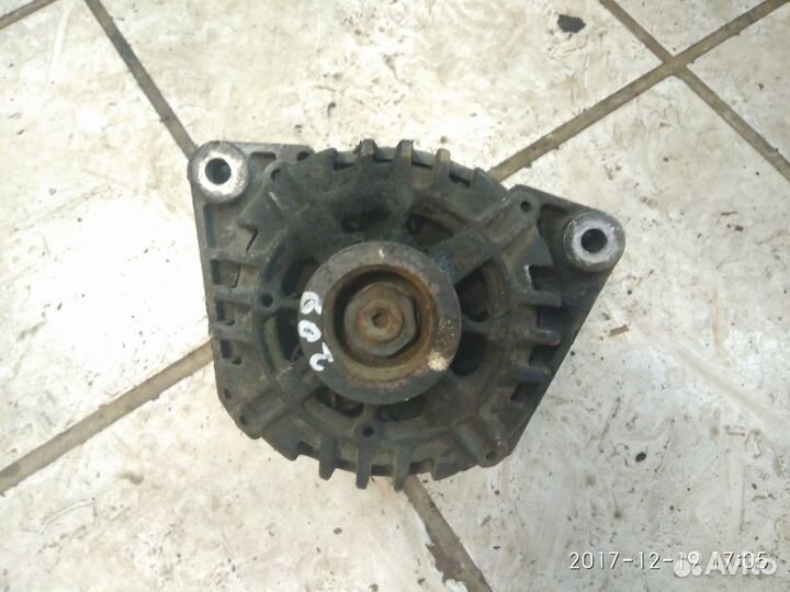 Генератор мерседес 209