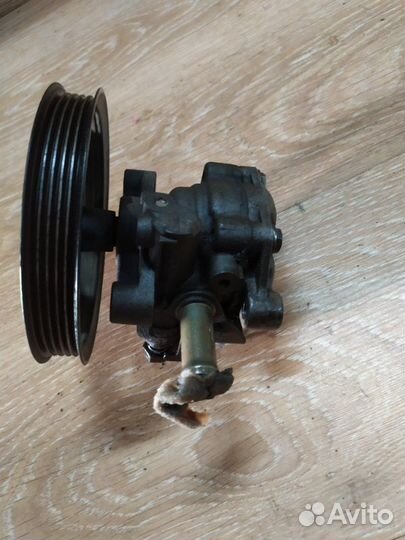 Гидроусилитель Mitsubishi Space Star 1.6 2003