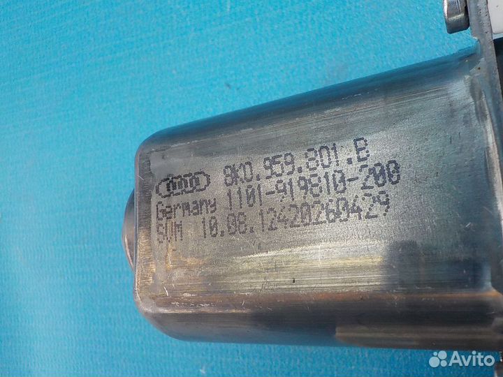 Моторчик стеклоподъемника передний левый Audi Q5