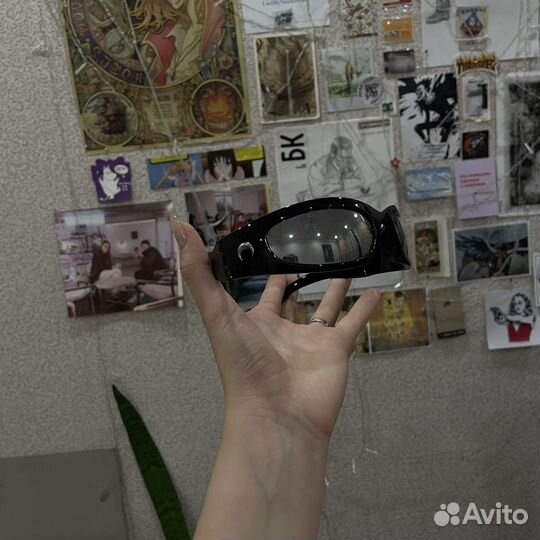 Очки у2к с полумесяцем