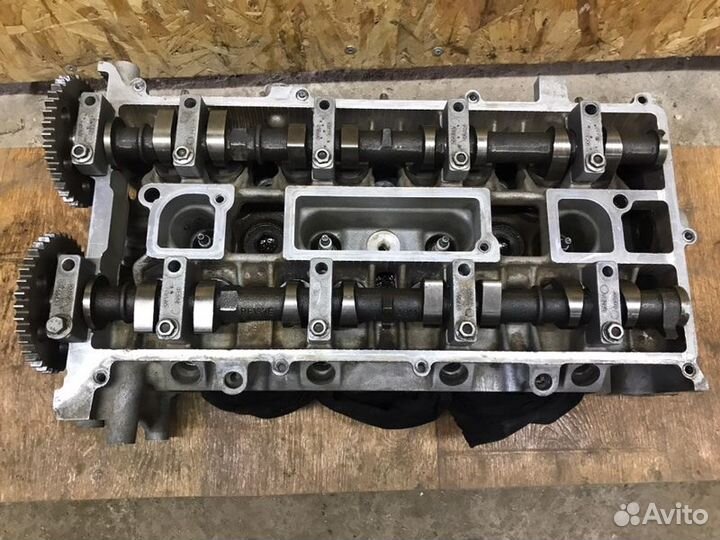 Головка блока цилиндров Ford Focus 2 седан 1.8
