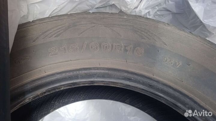 CrossLeader DH01 215/60 R16 V