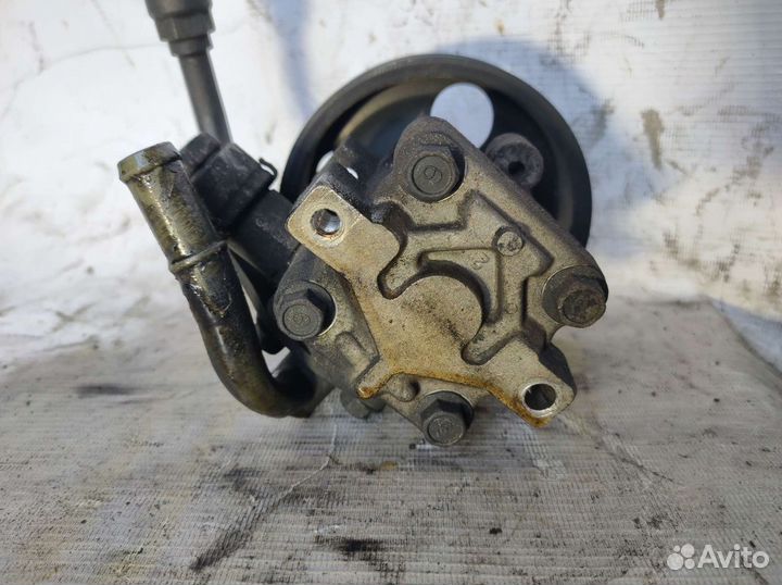 Насос гидроусилителя руля (гур) D4EA 2.0л d