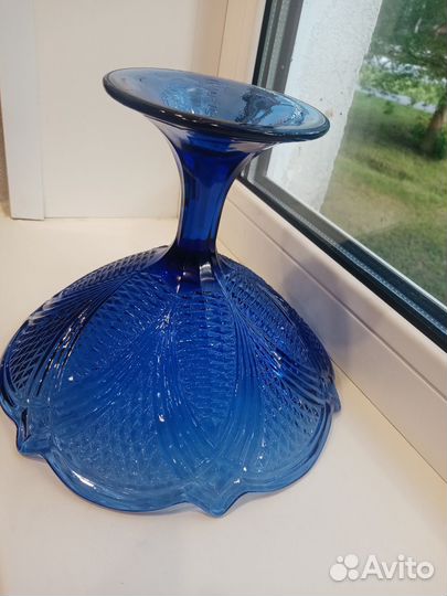 Ваза из цветного сульфидного стекла