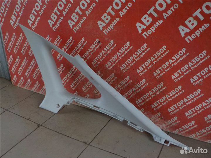 Накладка задней стойки задняя правая LADA Granta