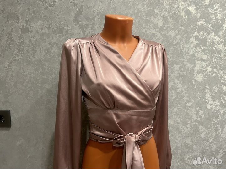 Блузка шелковая 44 размер