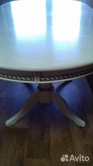 Продам стол слоновая кость патина золото