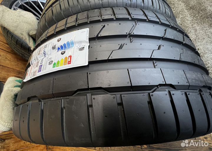 Hankook Ventus S1 Evo 3 K127 285/30 R21 и 255/35 R21