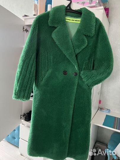 Натуральная шубка оверсайз,изумрудного цвета