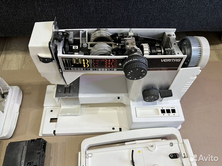 Швейная машина Veritas Famula 5192