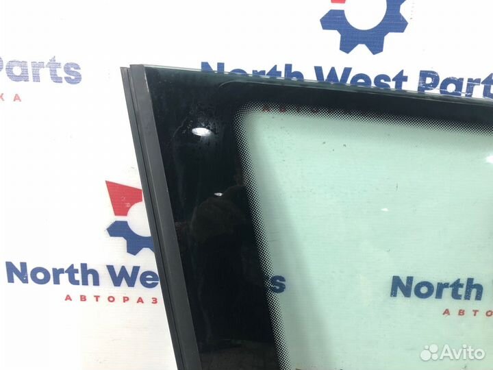 Стекло кузовное глухое Ford Galaxy компактвен 1.9L