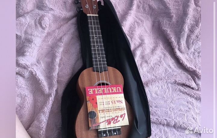 Укулеле сопрано wiki (+чехол и струны)