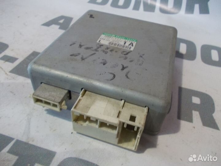 Блок управления Тойота Королла 150