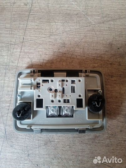 Плафон салонный Opel Antara