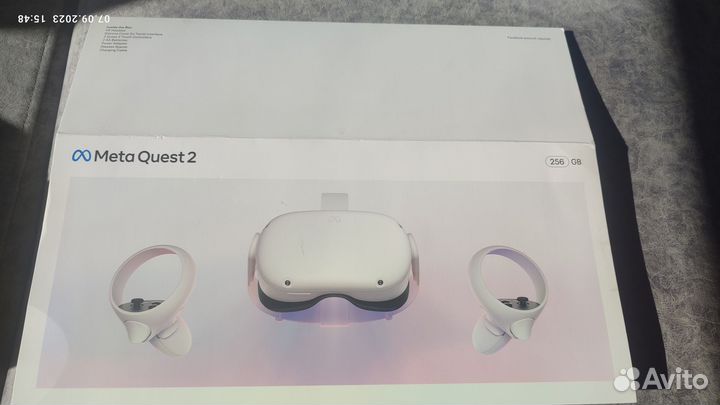 Продам VR-шлем oculus quest 2 256 GB