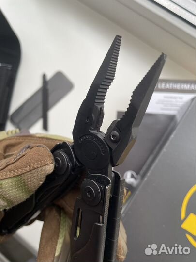 Leatherman surge