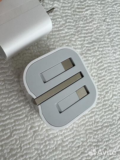 Блок Apple W20 оригинал