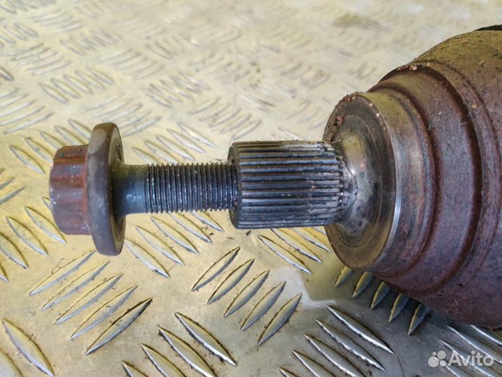 Привод передний правый Audi Q3 8U 8UB culb 2016