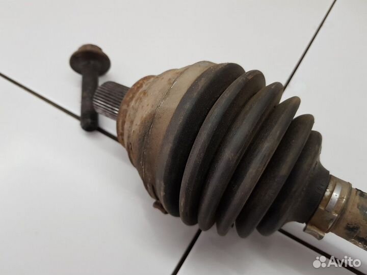 Полуось (привод) передний левый