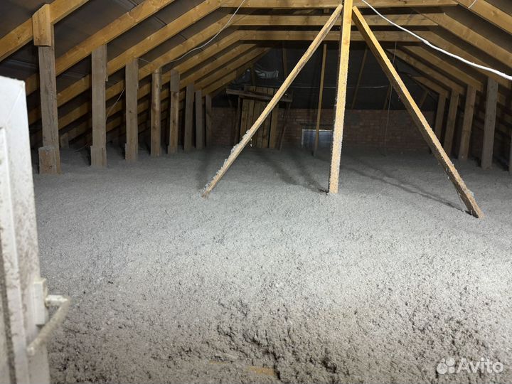 Эковата утеплитель для деревянных крыш