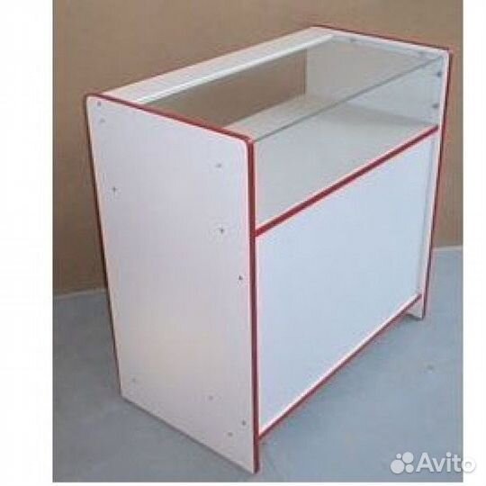 Прилавок со стеклом сверху