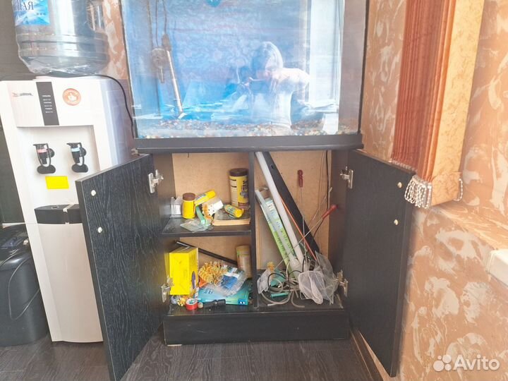 Аквариум с тумбой