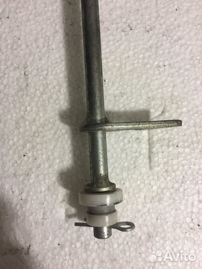 Ось замка сидения пассажира Yamaha YZF-R6 06 - 16