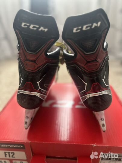 Коньки хоккейные CCM jetspeed ft2