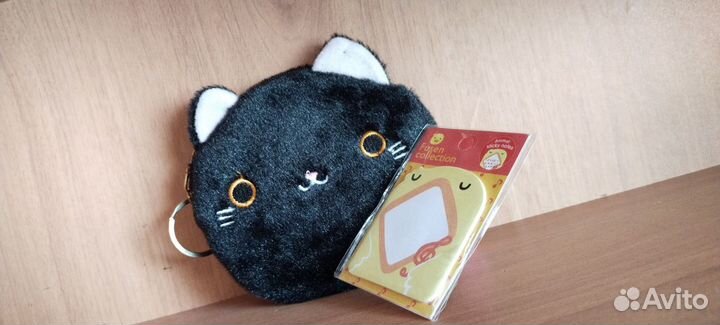 Аниме сумочка-брелок с мехом + стикеры в подарок