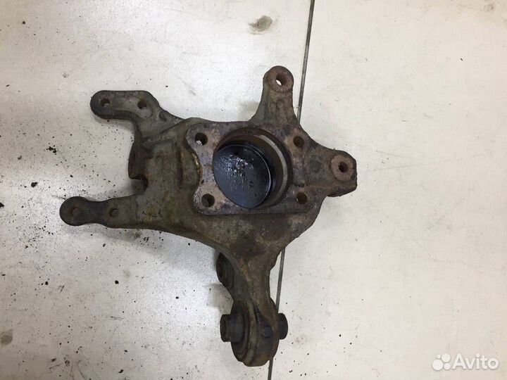 Кулак поворотный задний левый Hyundai i30