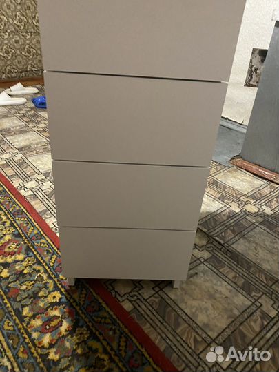 Письменный стол