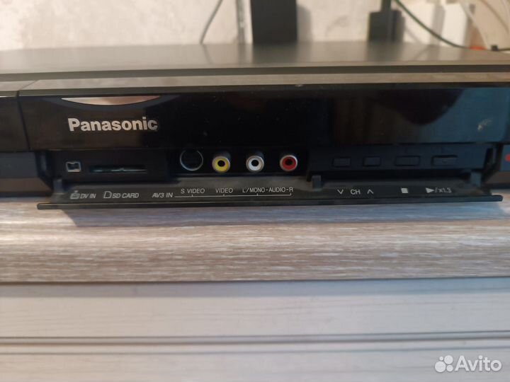 Dvd проигрыватель Panasonic dmr-eh67